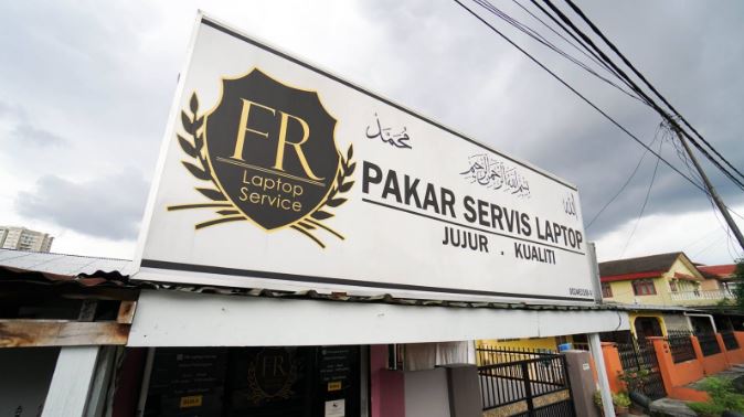 sign board Repair Motherboard Laptop Murah di KL